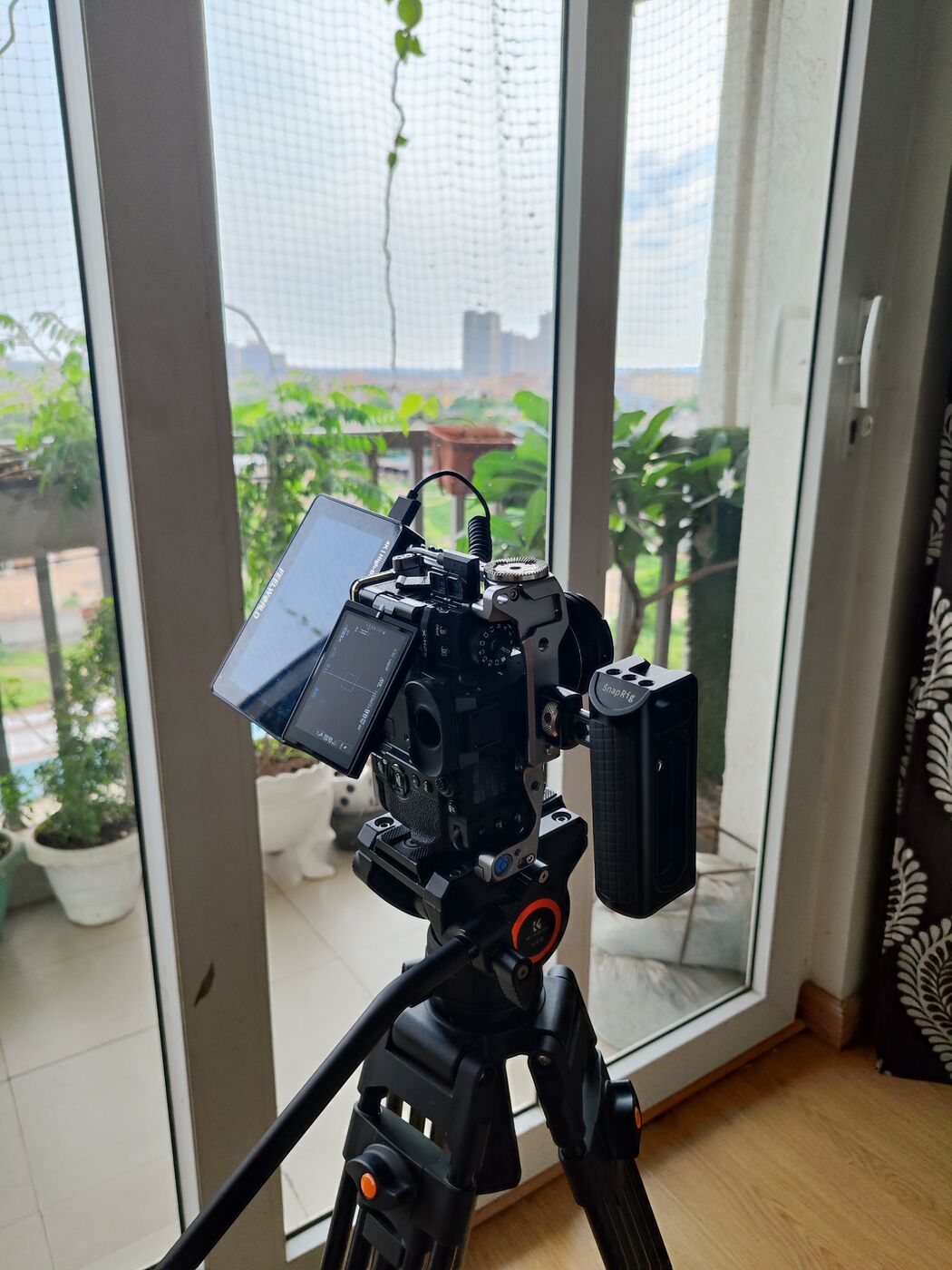 Behind the scenes: Window light. Free, and always on time.